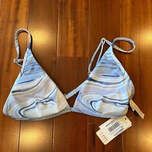 New NWT L*Space Millie Blue White Swirl Bikini Top Triangle Swim Size Large
